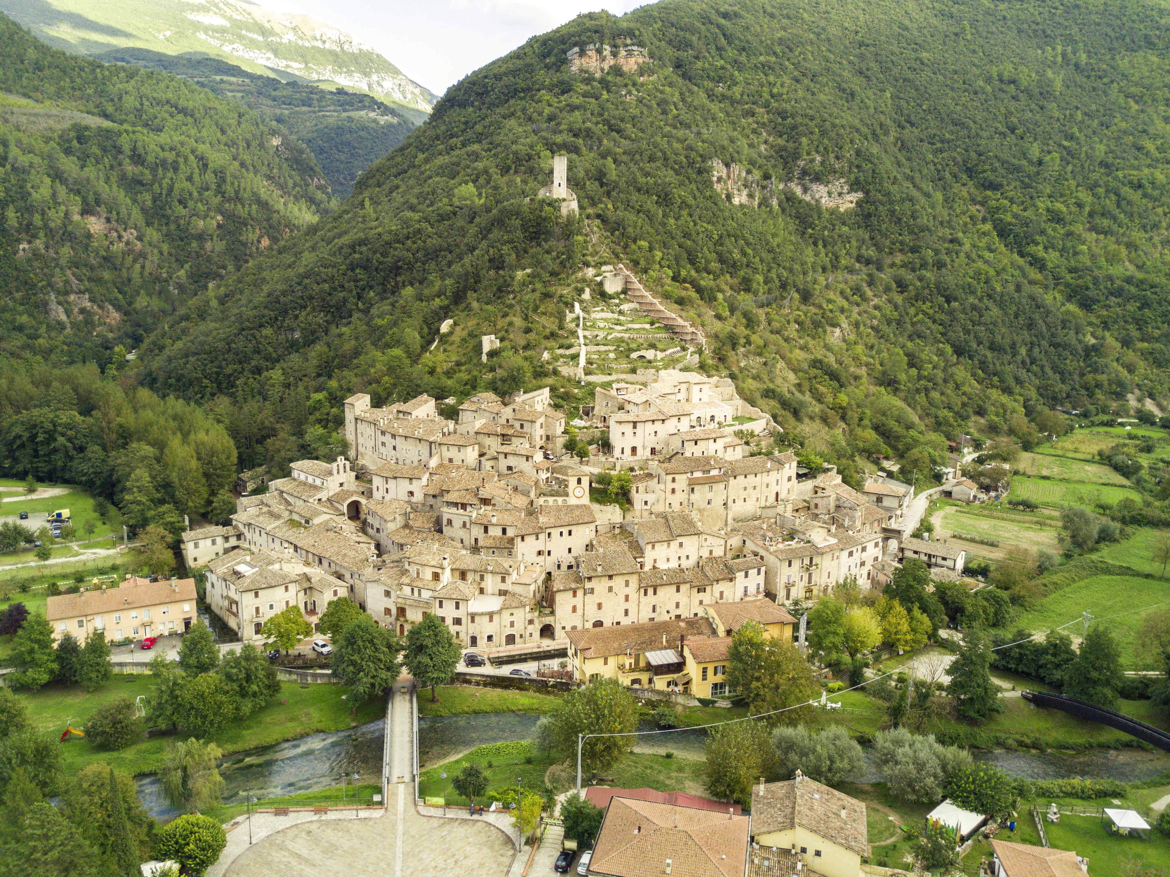 Torre Del Nera Albergo Diffuso & Spa Scheggino Extérieur photo