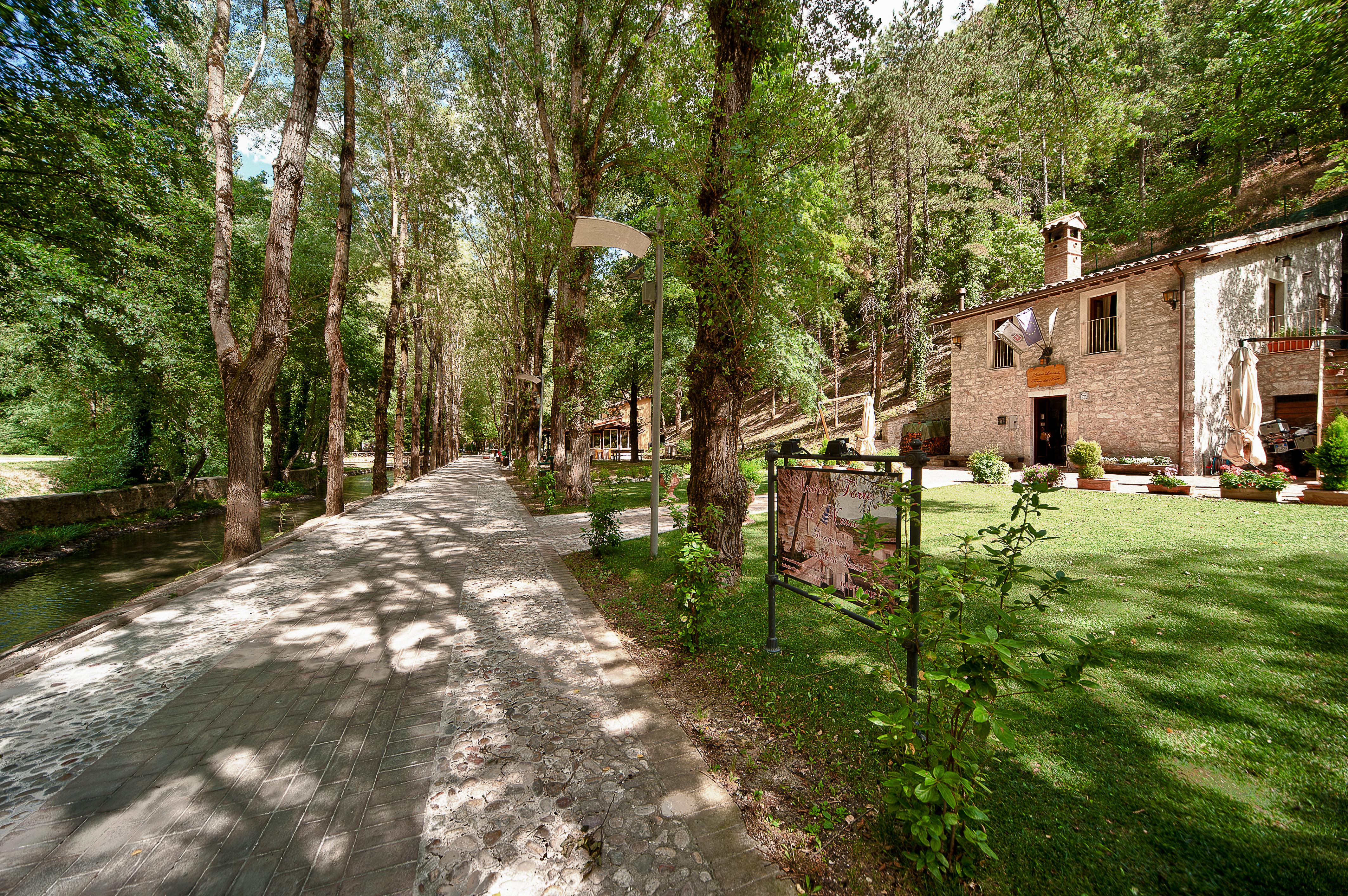 Torre Del Nera Albergo Diffuso & Spa Scheggino Extérieur photo
