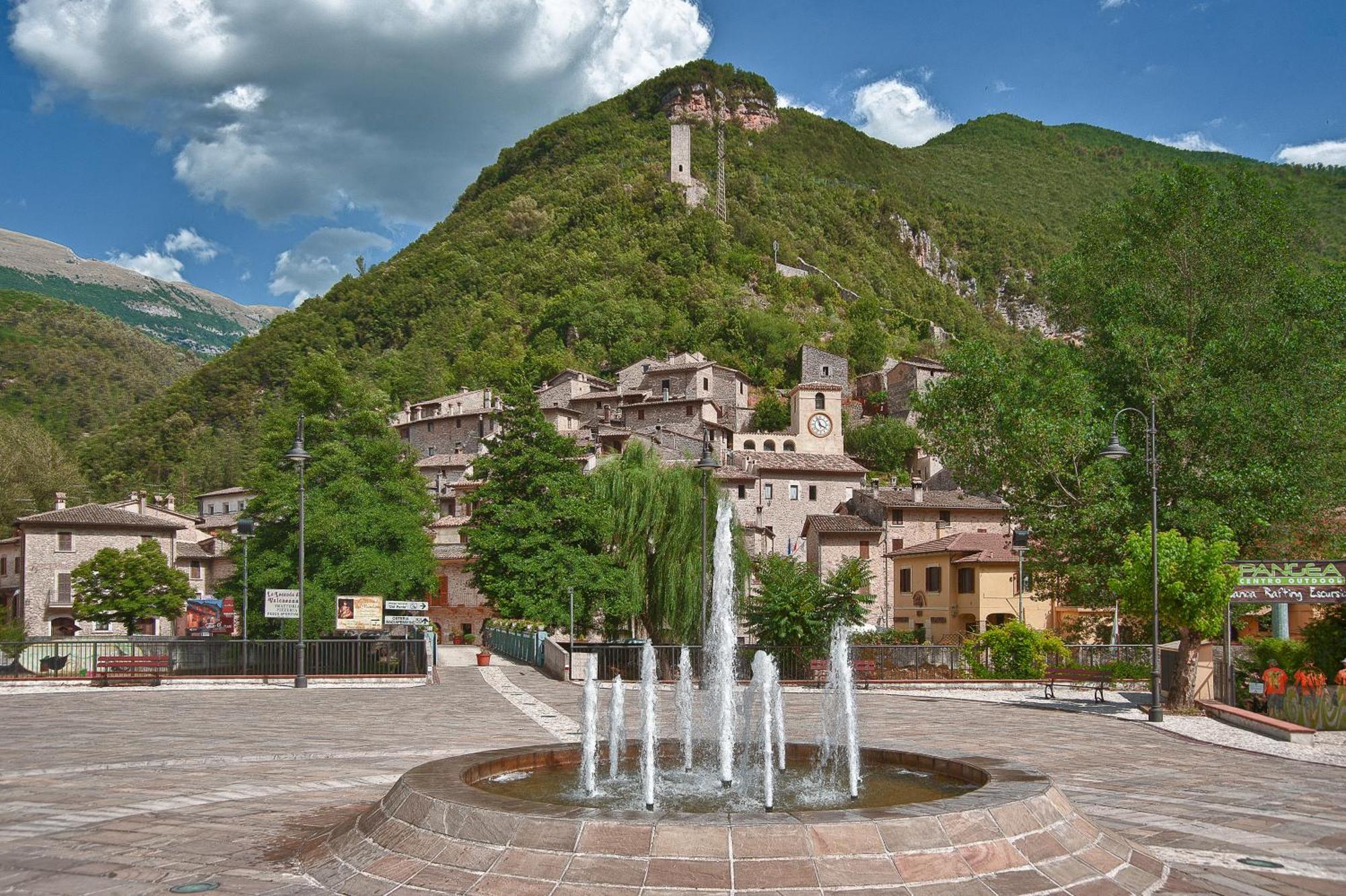 Torre Del Nera Albergo Diffuso & Spa Scheggino Extérieur photo